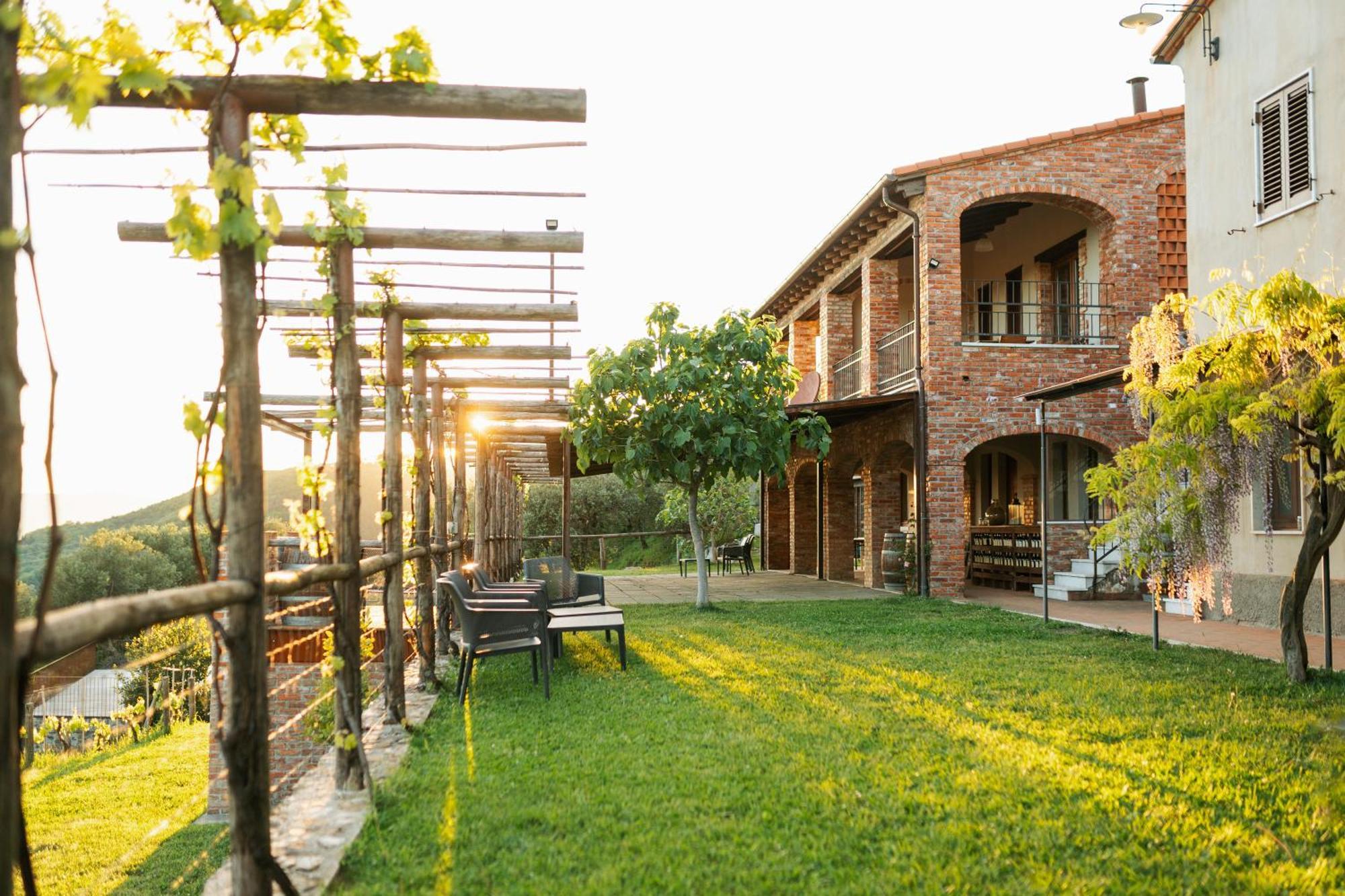 Agriturismo La Burlanda ฟอสดิโนโว ภายนอก รูปภาพ