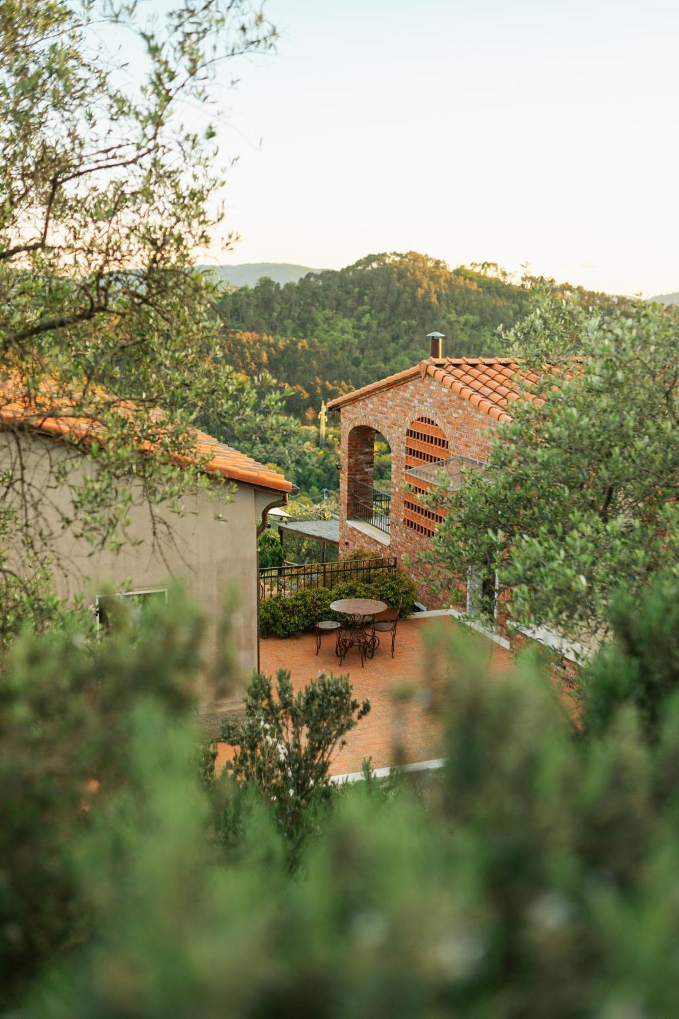 Agriturismo La Burlanda ฟอสดิโนโว ภายนอก รูปภาพ