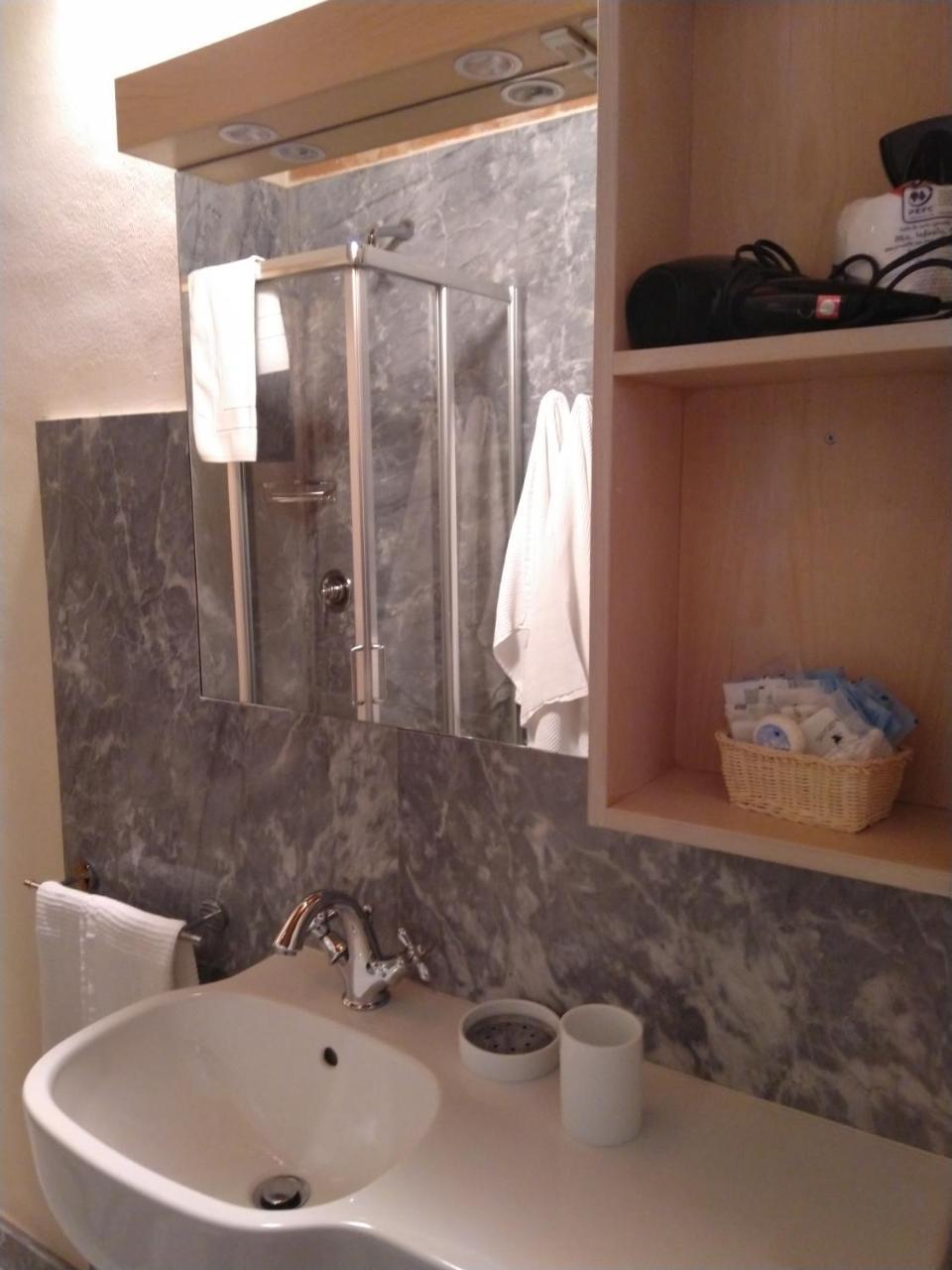 Agriturismo La Burlanda ฟอสดิโนโว ภายนอก รูปภาพ